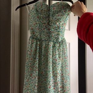 Guess size S tie back floral print dress NWT